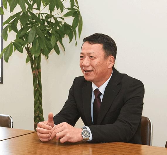 丸進運輸株式会社　坂手 様