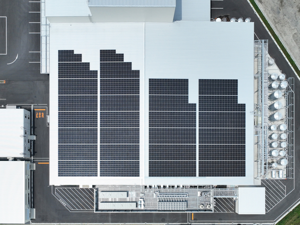 ソーラーパネル