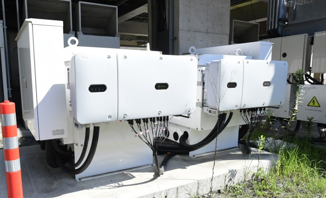 ソーラーパネル1